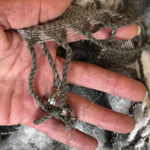 MIXIT wool-feel poncho - Picture 11 of 11